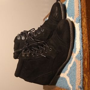 White Mountain Lace-up Boots